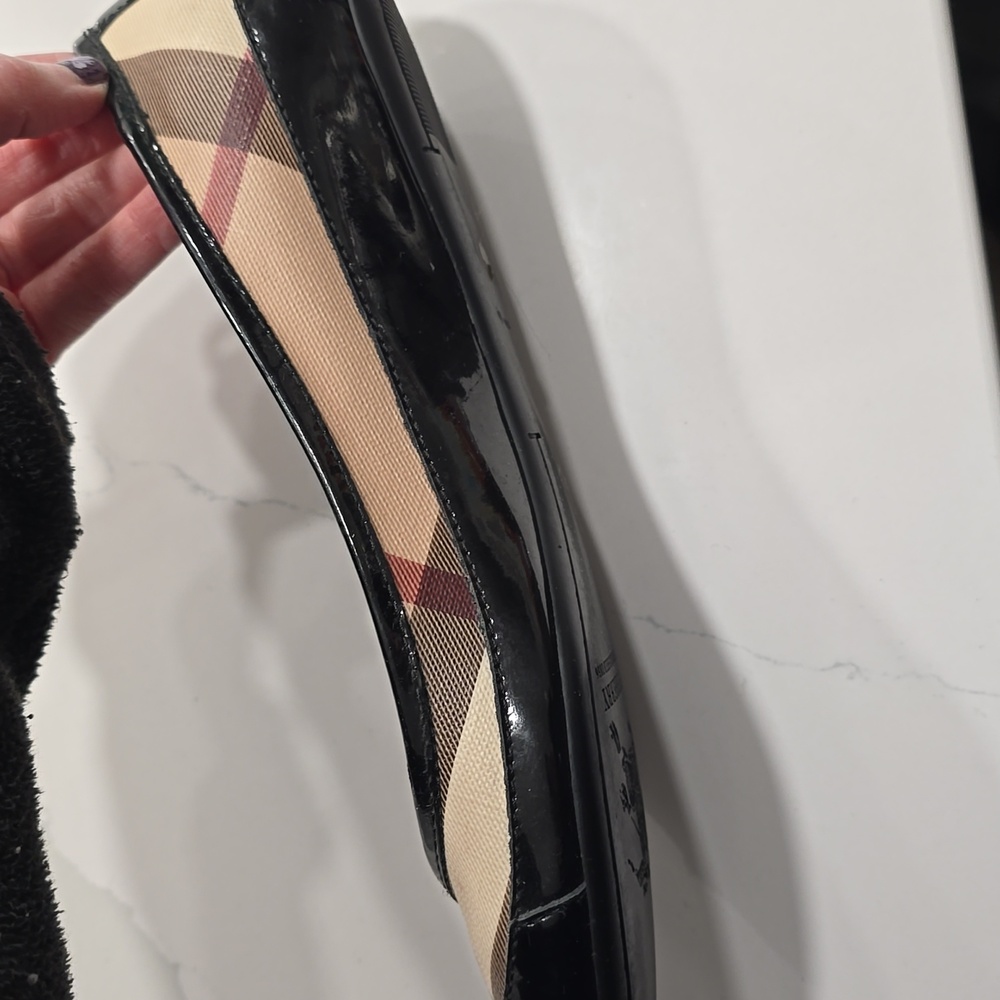 Burberry Signature Plaid Flats Size 40 - Picture 10 of 10